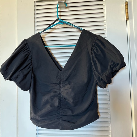 Unique Vintage Black Shirred Puff Sleeve Cotton Crop Top - Picture 3 of 5